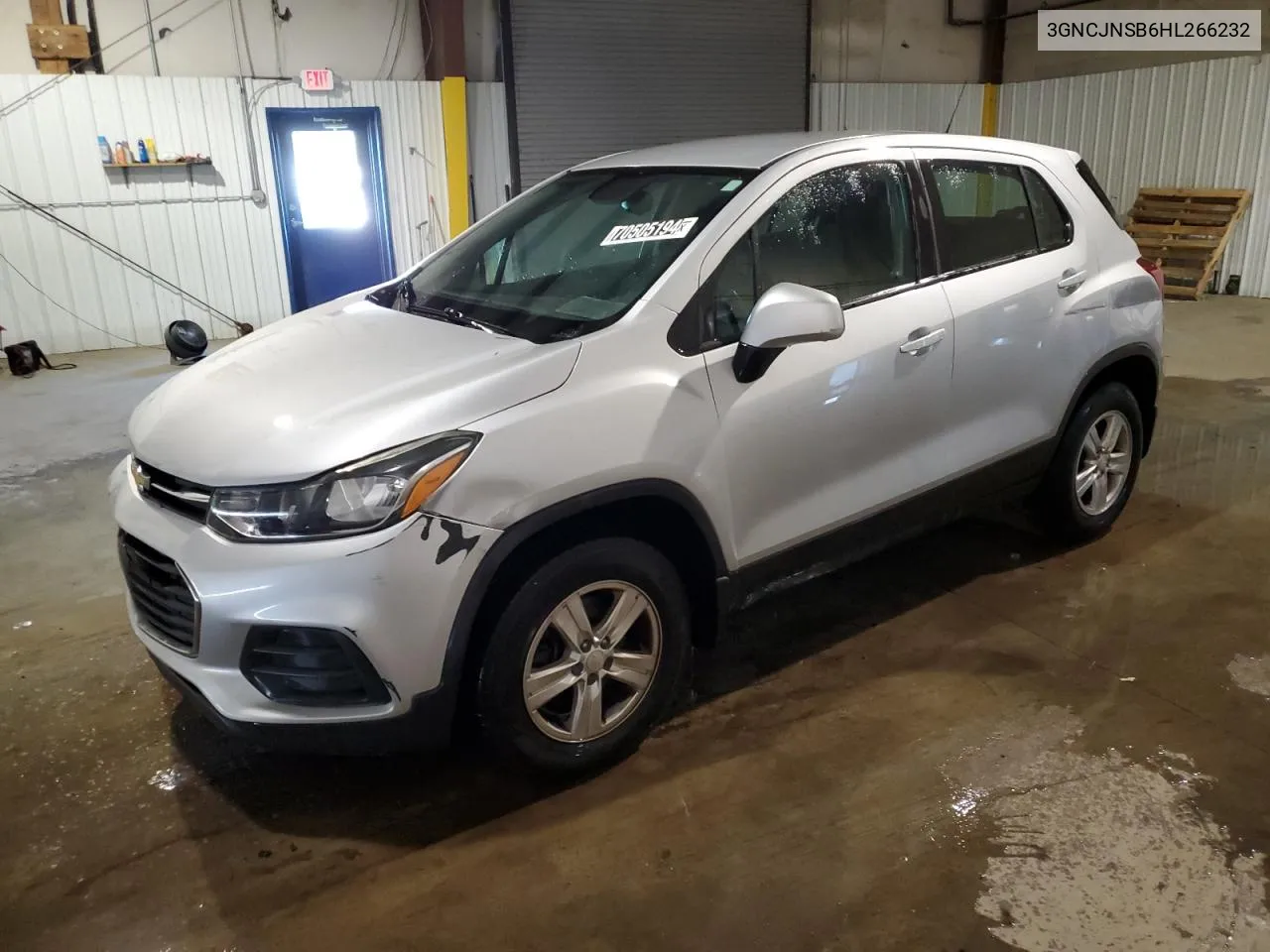 2017 Chevrolet Trax Ls VIN: 3GNCJNSB6HL266232 Lot: 70505194