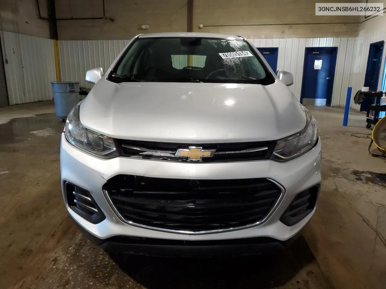 2017 Chevrolet Trax Ls VIN: 3GNCJNSB6HL266232 Lot: 70505194