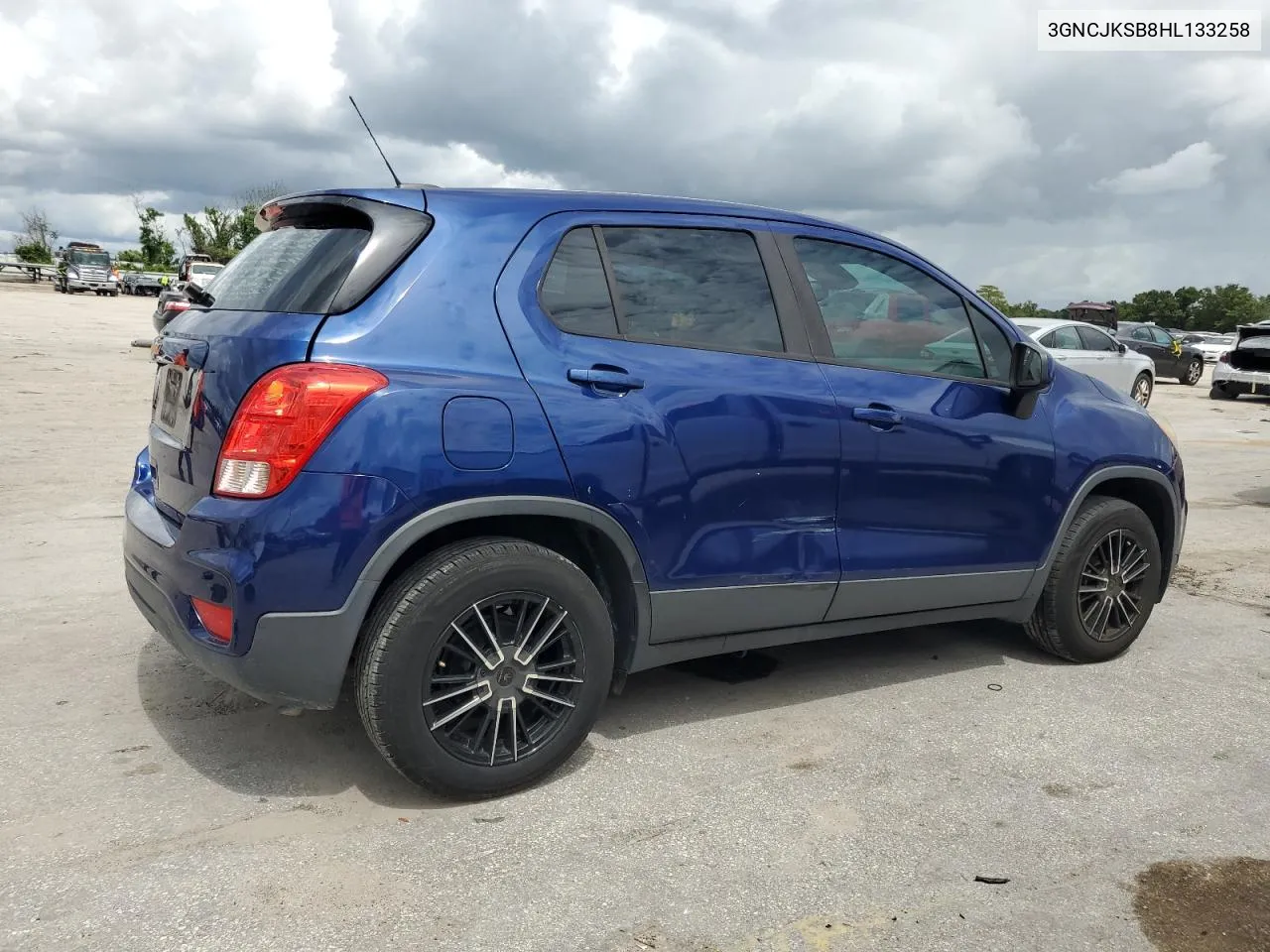 2017 Chevrolet Trax Ls VIN: 3GNCJKSB8HL133258 Lot: 70845284