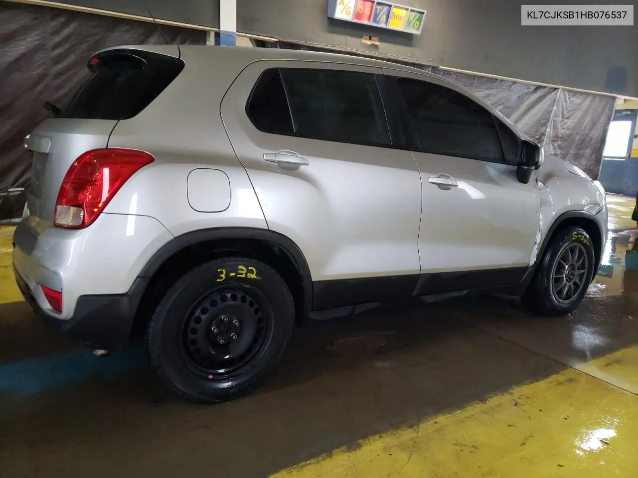 2017 Chevrolet Trax Ls VIN: KL7CJKSB1HB076537 Lot: 73320494