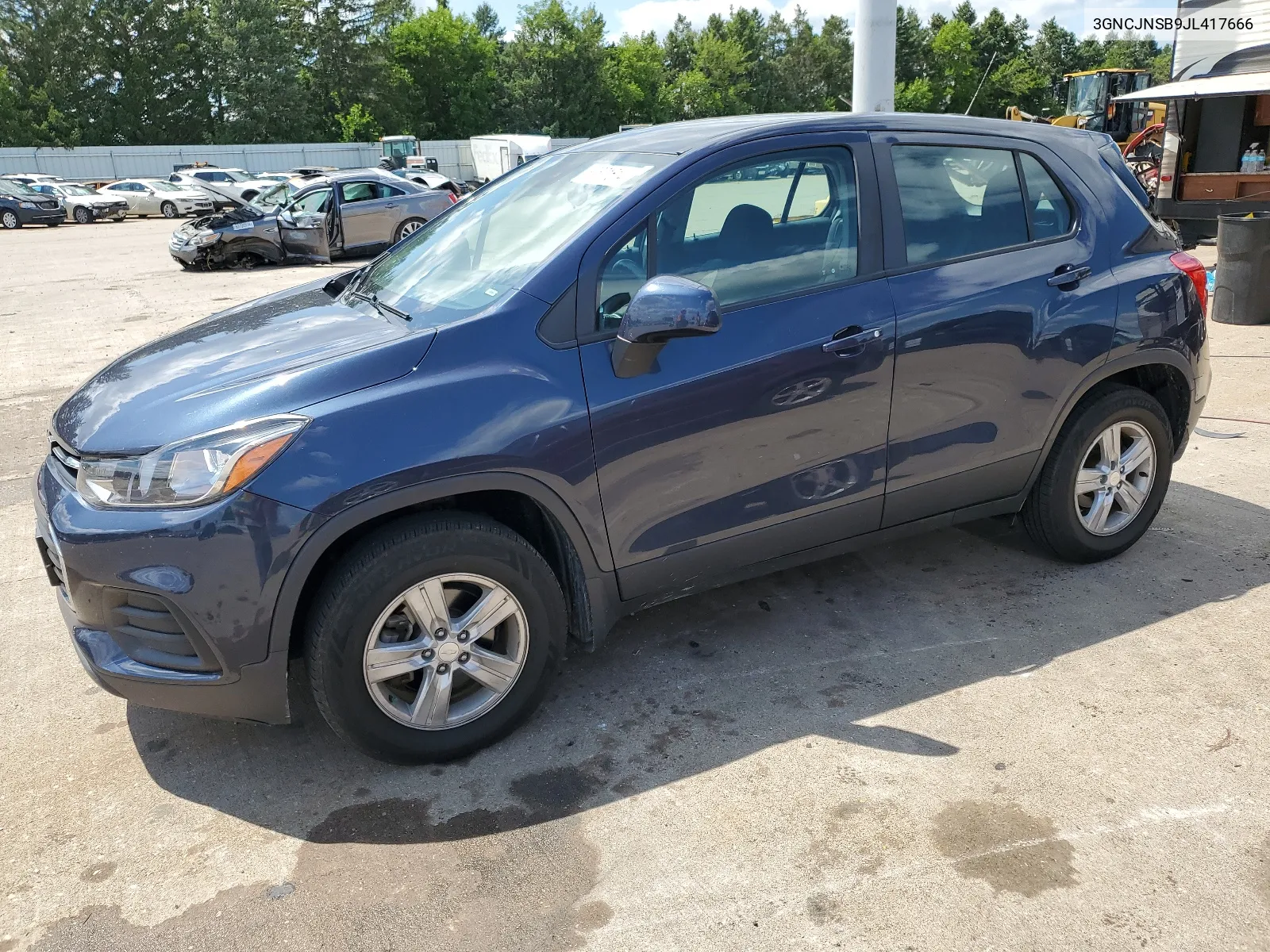 2018 Chevrolet Trax Ls VIN: 3GNCJNSB9JL417666 Lot: 63531614