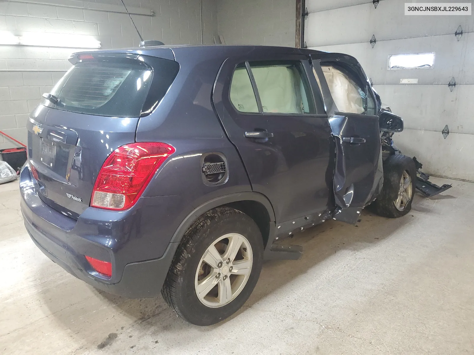 3GNCJNSBXJL229643 2018 Chevrolet Trax Ls