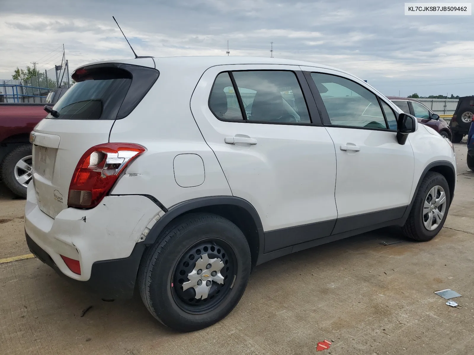 2018 Chevrolet Trax Ls VIN: KL7CJKSB7JB509462 Lot: 67333954