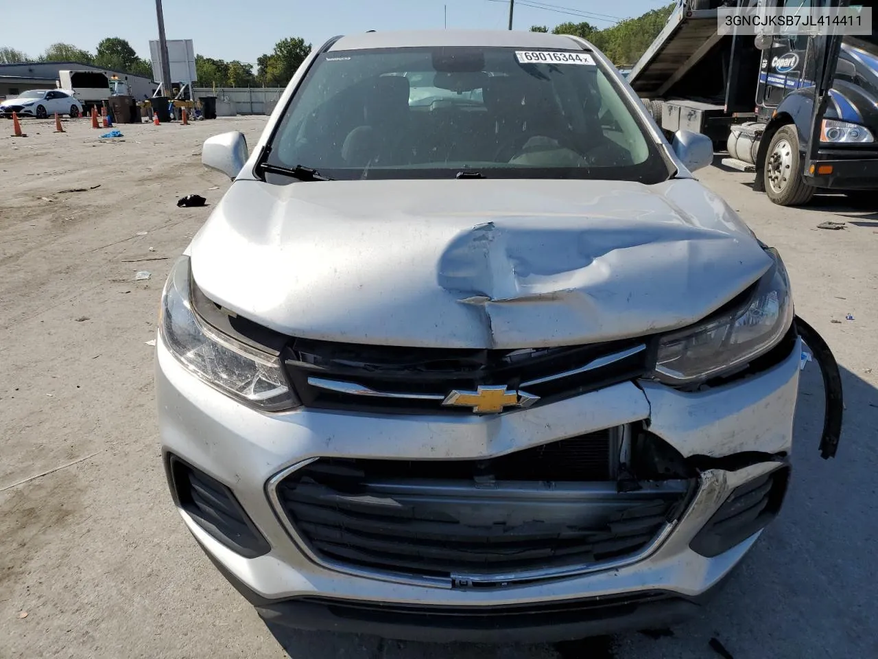 2018 Chevrolet Trax Ls VIN: 3GNCJKSB7JL414411 Lot: 69016344