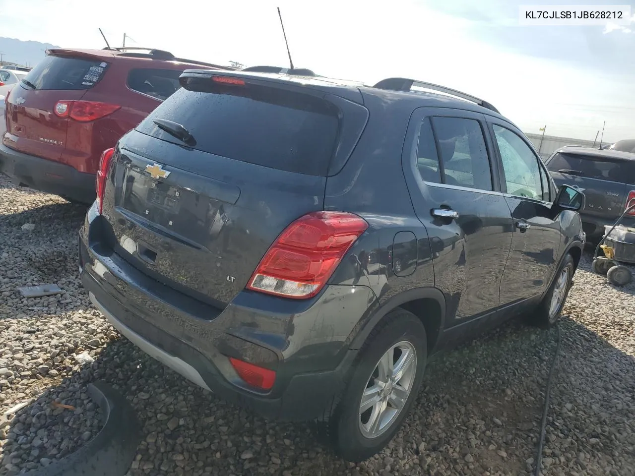 KL7CJLSB1JB628212 2018 Chevrolet Trax 1Lt