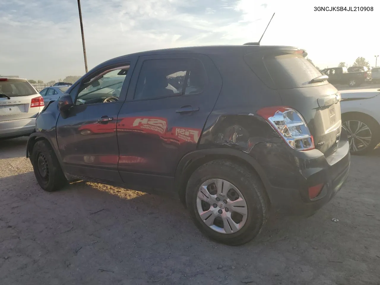 3GNCJKSB4JL210908 2018 Chevrolet Trax Ls