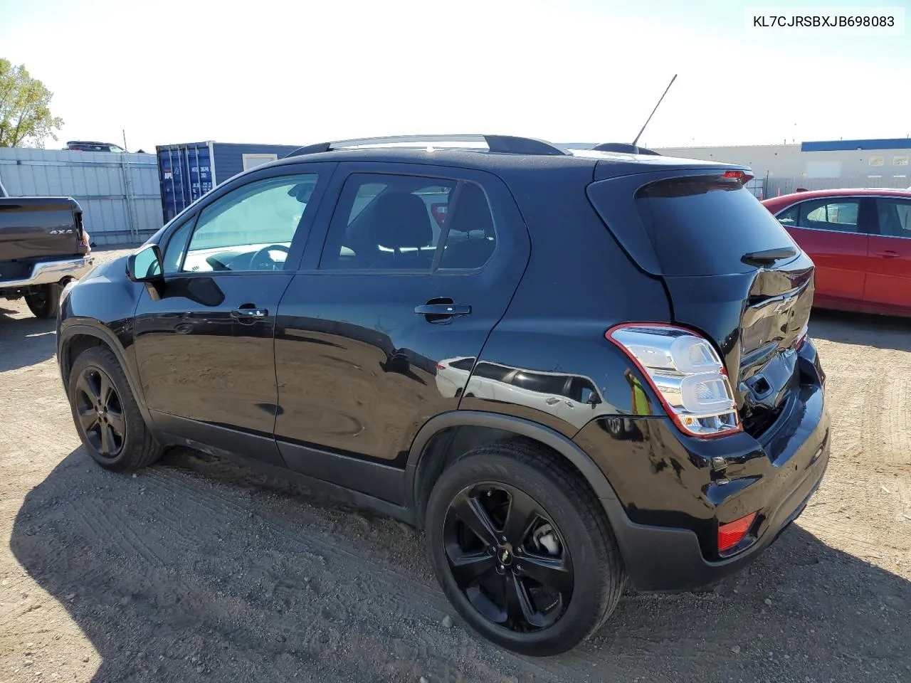 KL7CJRSBXJB698083 2018 Chevrolet Trax Premier