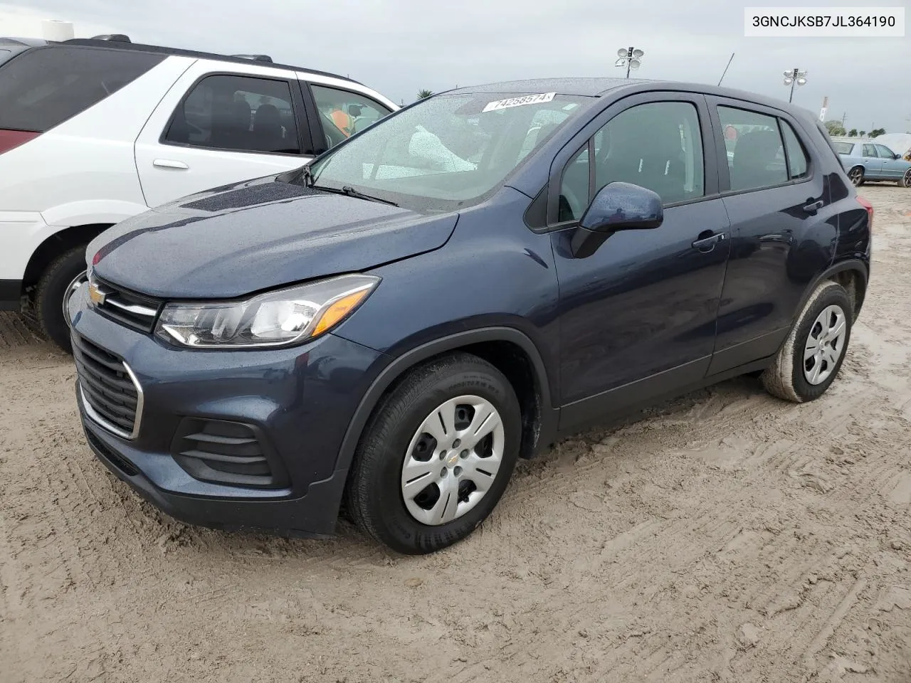 2018 Chevrolet Trax Ls VIN: 3GNCJKSB7JL364190 Lot: 74258574