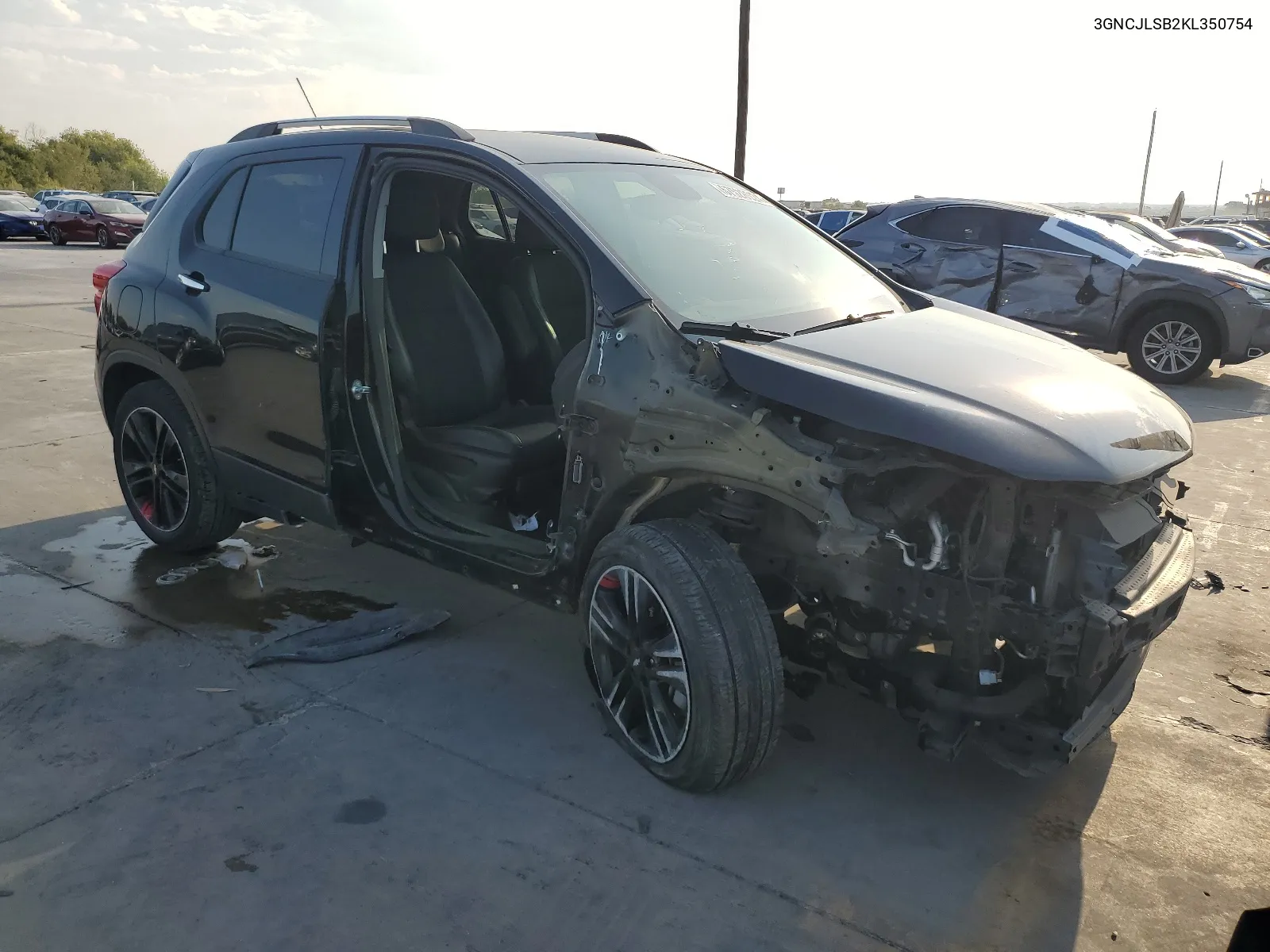 3GNCJLSB2KL350754 2019 Chevrolet Trax 1Lt