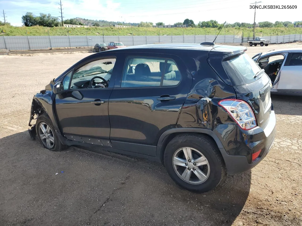 2019 Chevrolet Trax Ls VIN: 3GNCJKSB3KL265609 Lot: 68902444