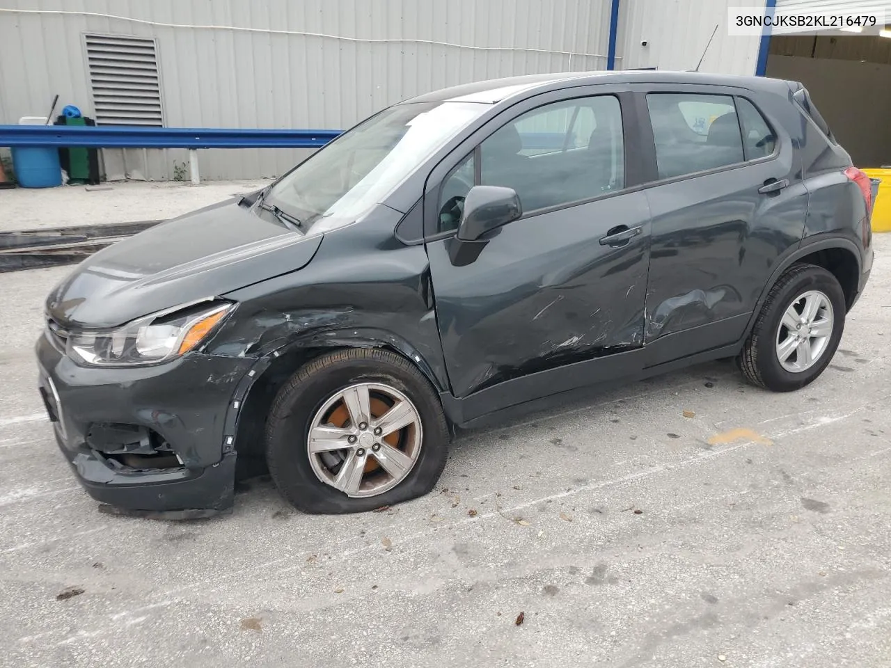 3GNCJKSB2KL216479 2019 Chevrolet Trax Ls