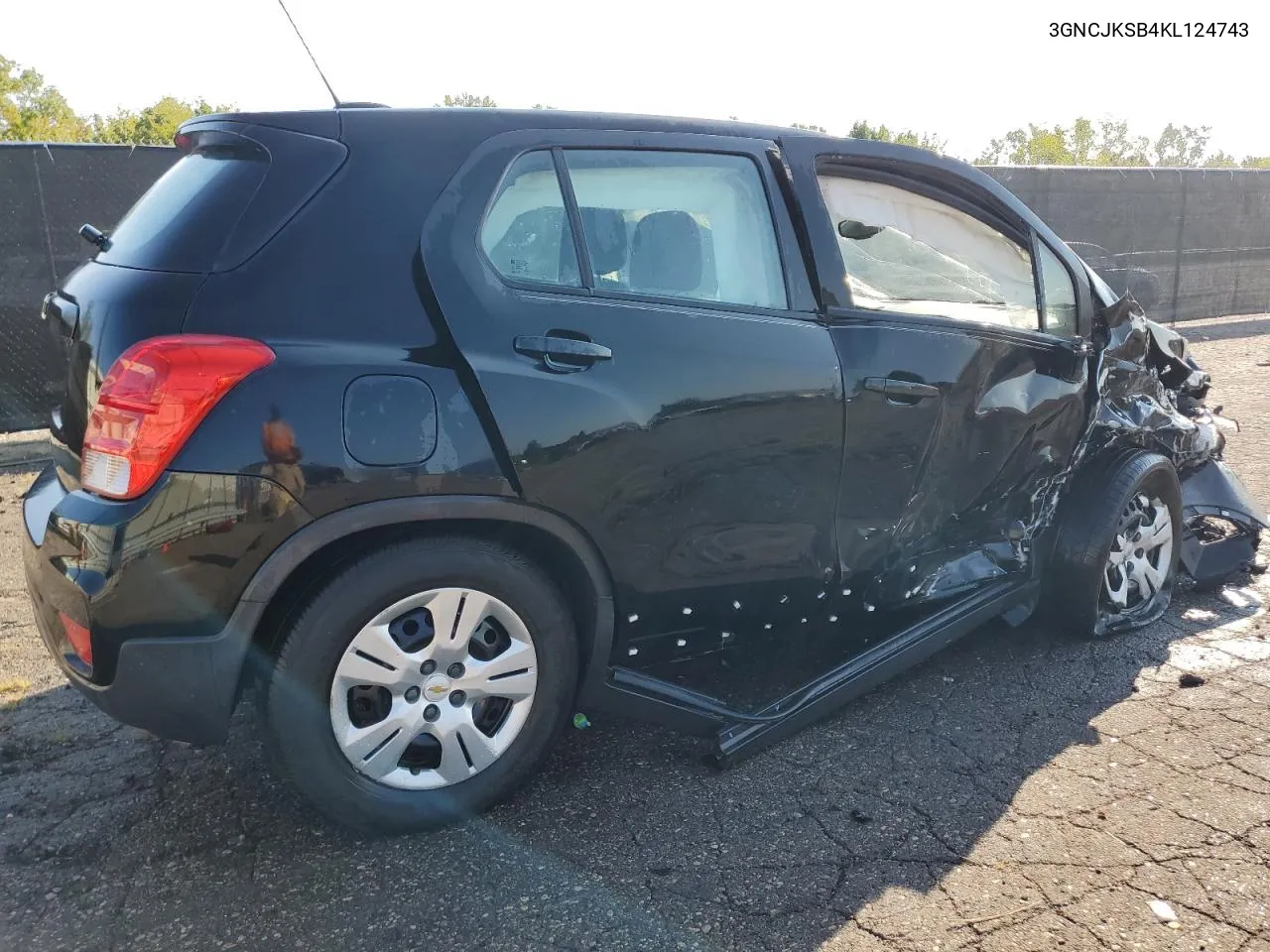 2019 Chevrolet Trax Ls VIN: 3GNCJKSB4KL124743 Lot: 71552944