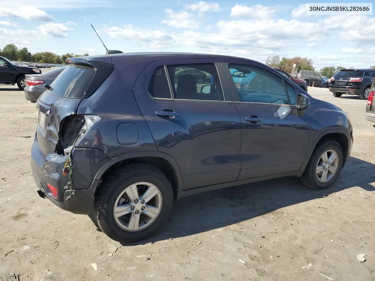 2019 Chevrolet Trax Ls VIN: 3GNCJNSB5KL282686 Lot: 75277644