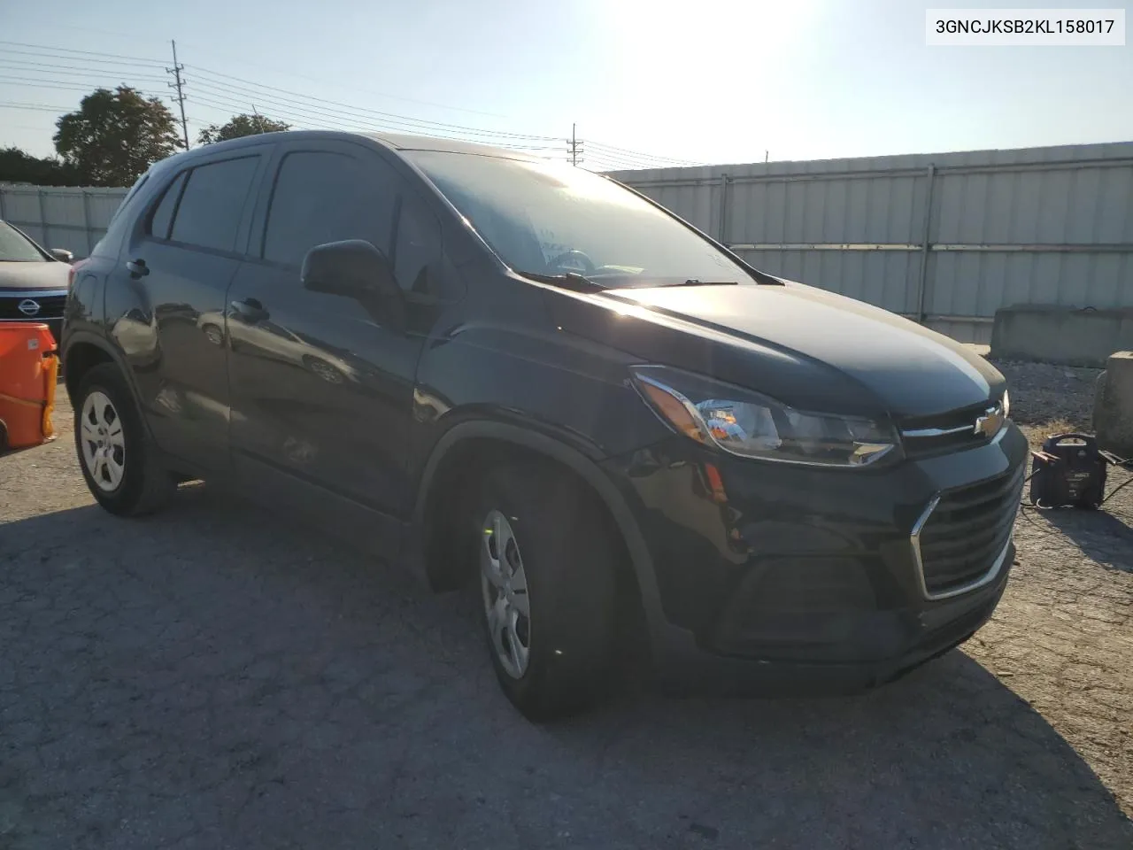 2019 Chevrolet Trax Ls VIN: 3GNCJKSB2KL158017 Lot: 75472754