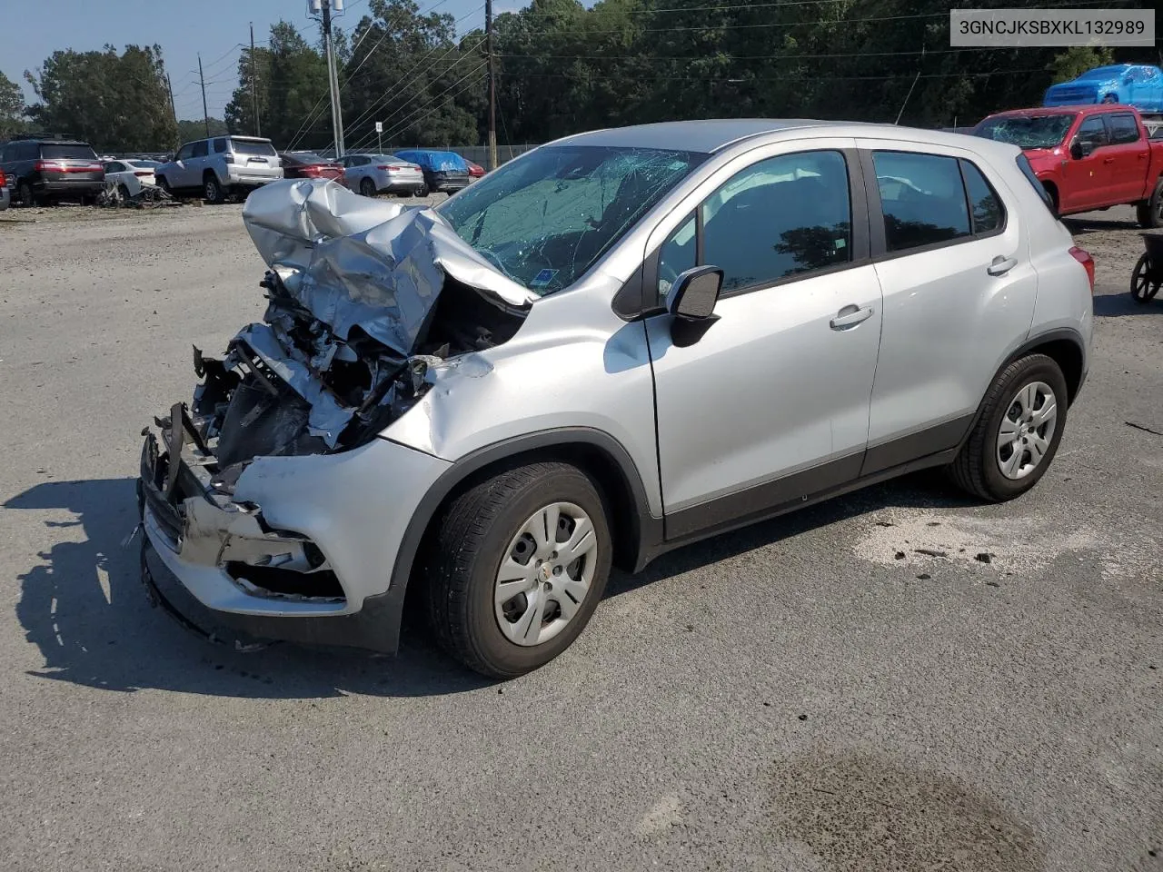 2019 Chevrolet Trax Ls VIN: 3GNCJKSBXKL132989 Lot: 75837774