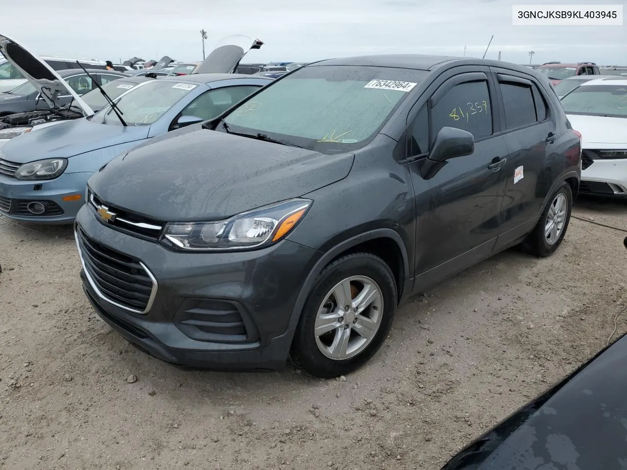 2019 Chevrolet Trax Ls VIN: 3GNCJKSB9KL403945 Lot: 76342964