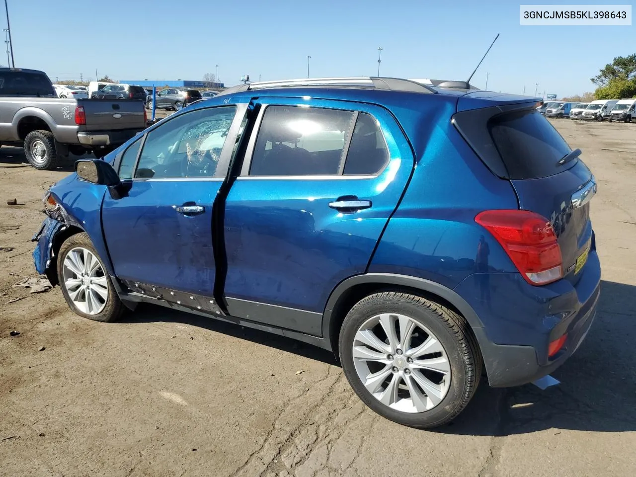 2019 Chevrolet Trax Premier VIN: 3GNCJMSB5KL398643 Lot: 77092904