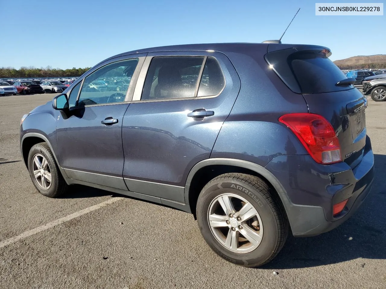 2019 Chevrolet Trax Ls VIN: 3GNCJNSB0KL229278 Lot: 80308514