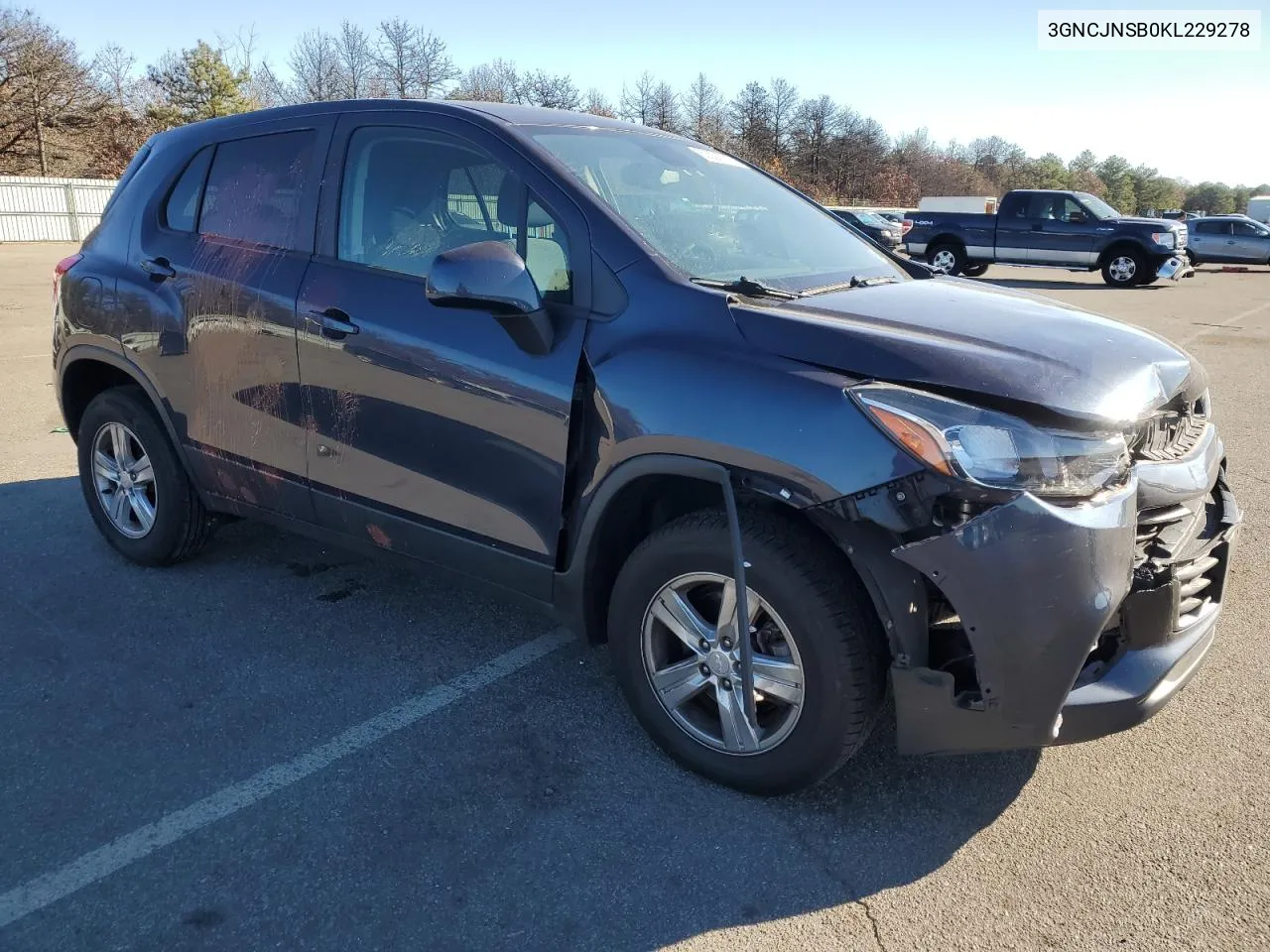 2019 Chevrolet Trax Ls VIN: 3GNCJNSB0KL229278 Lot: 80308514