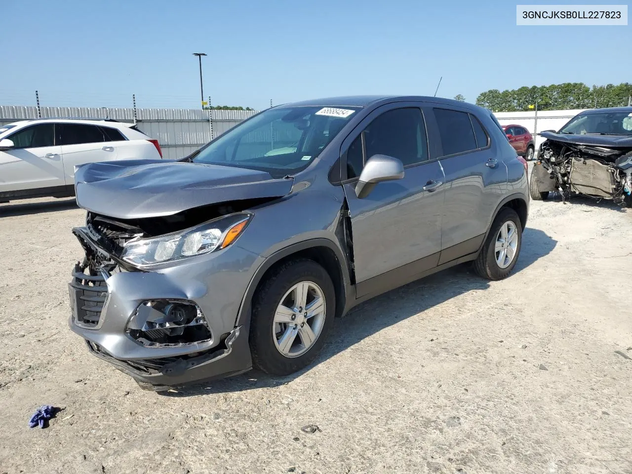 2020 Chevrolet Trax Ls VIN: 3GNCJKSB0LL227823 Lot: 68688454