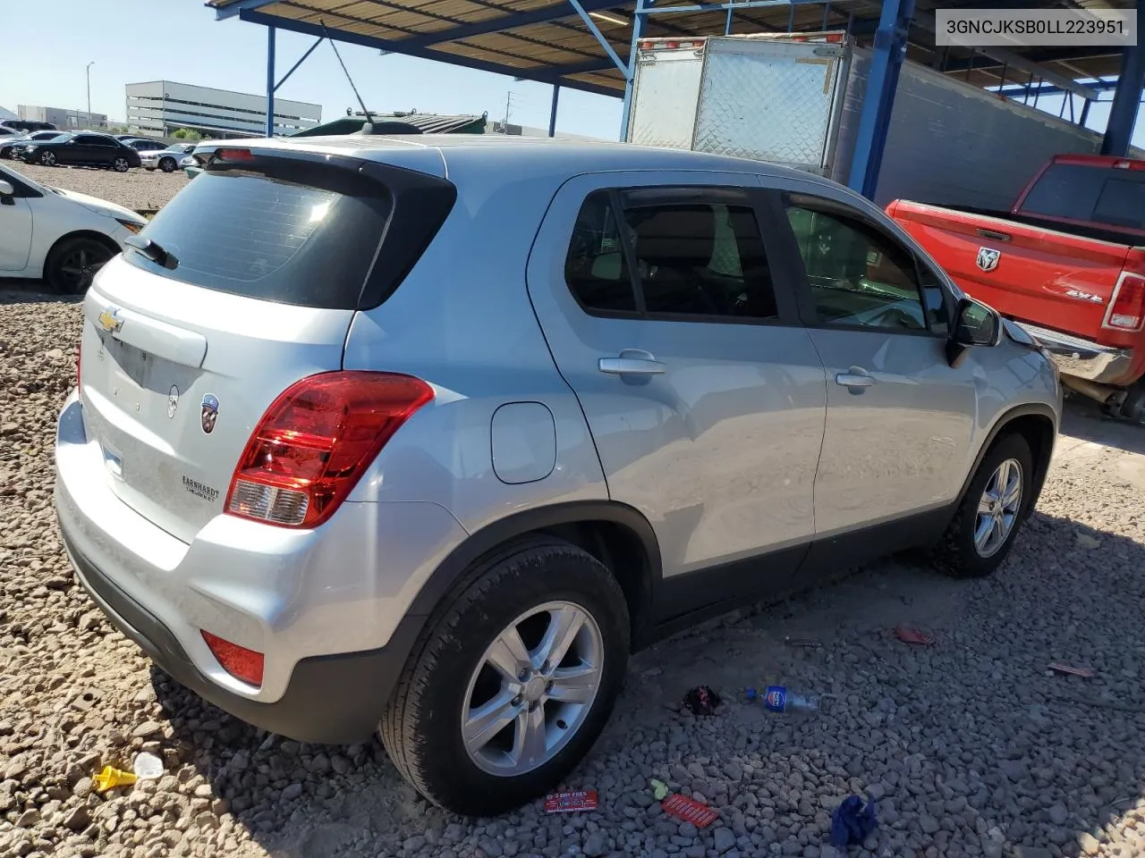 2020 Chevrolet Trax Ls VIN: 3GNCJKSB0LL223951 Lot: 68709214