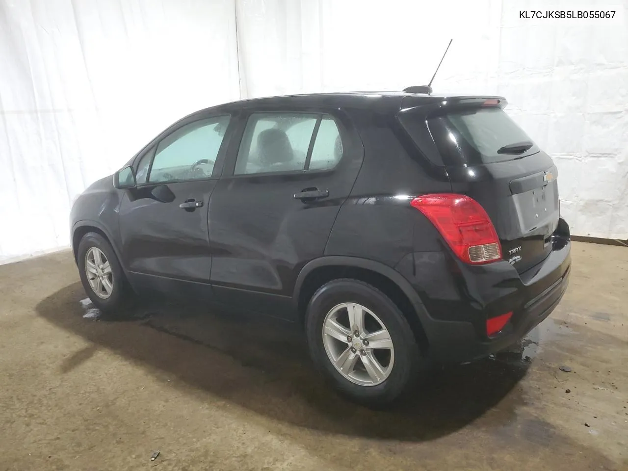 2020 Chevrolet Trax Ls VIN: KL7CJKSB5LB055067 Lot: 69851224