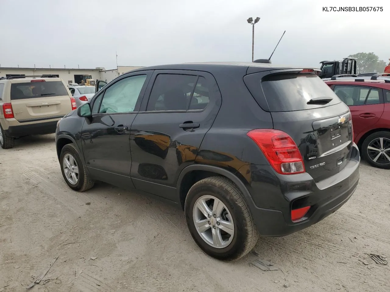 2020 Chevrolet Trax Ls VIN: KL7CJNSB3LB057675 Lot: 74193634