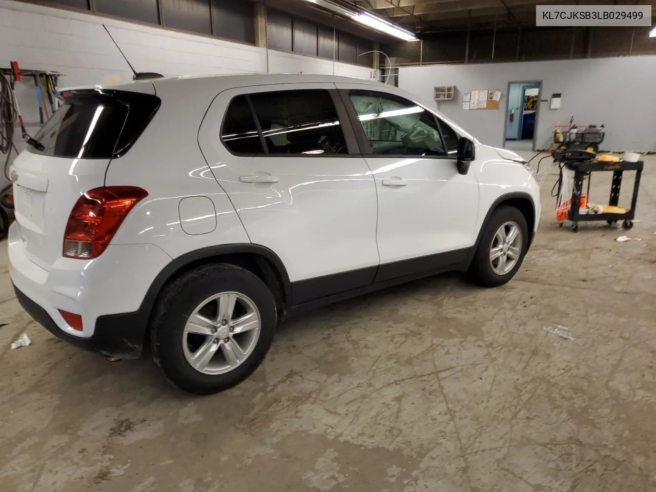 2020 Chevrolet Trax Ls VIN: KL7CJKSB3LB029499 Lot: 76270894