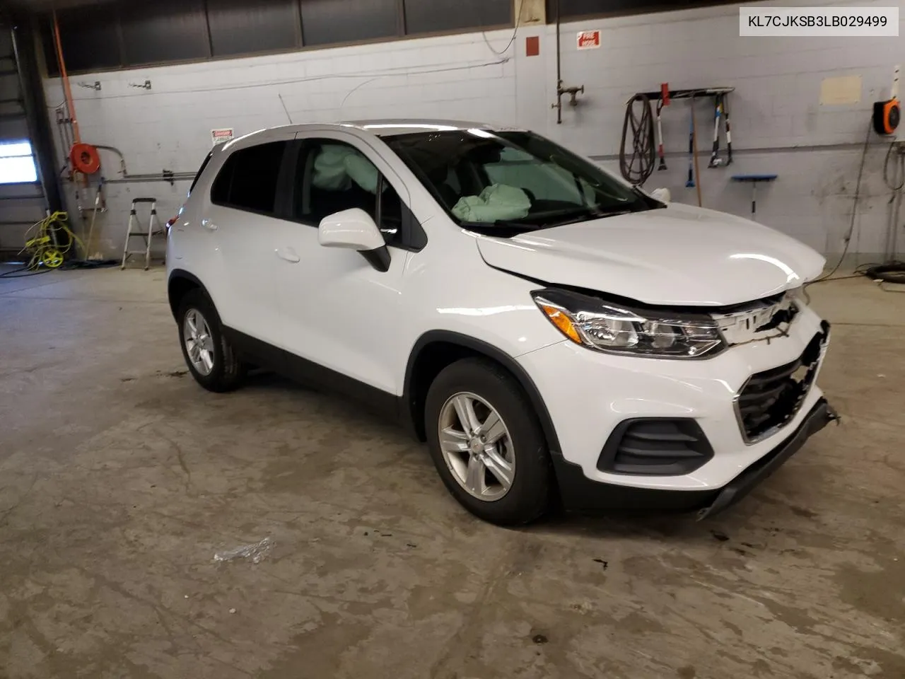 2020 Chevrolet Trax Ls VIN: KL7CJKSB3LB029499 Lot: 76270894