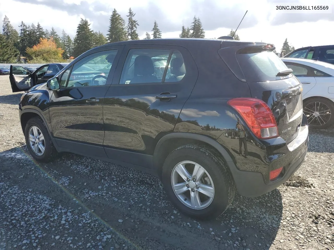 2020 Chevrolet Trax Ls VIN: 3GNCJNSB6LL165569 Lot: 76281924