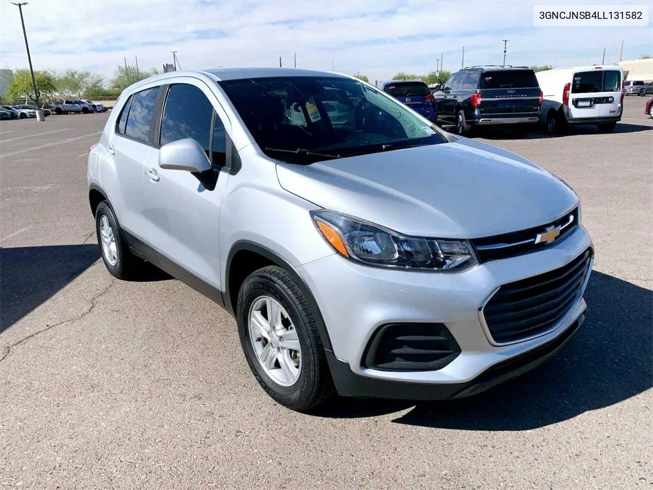 2020 Chevrolet Trax Ls VIN: 3GNCJNSB4LL131582 Lot: 81021634