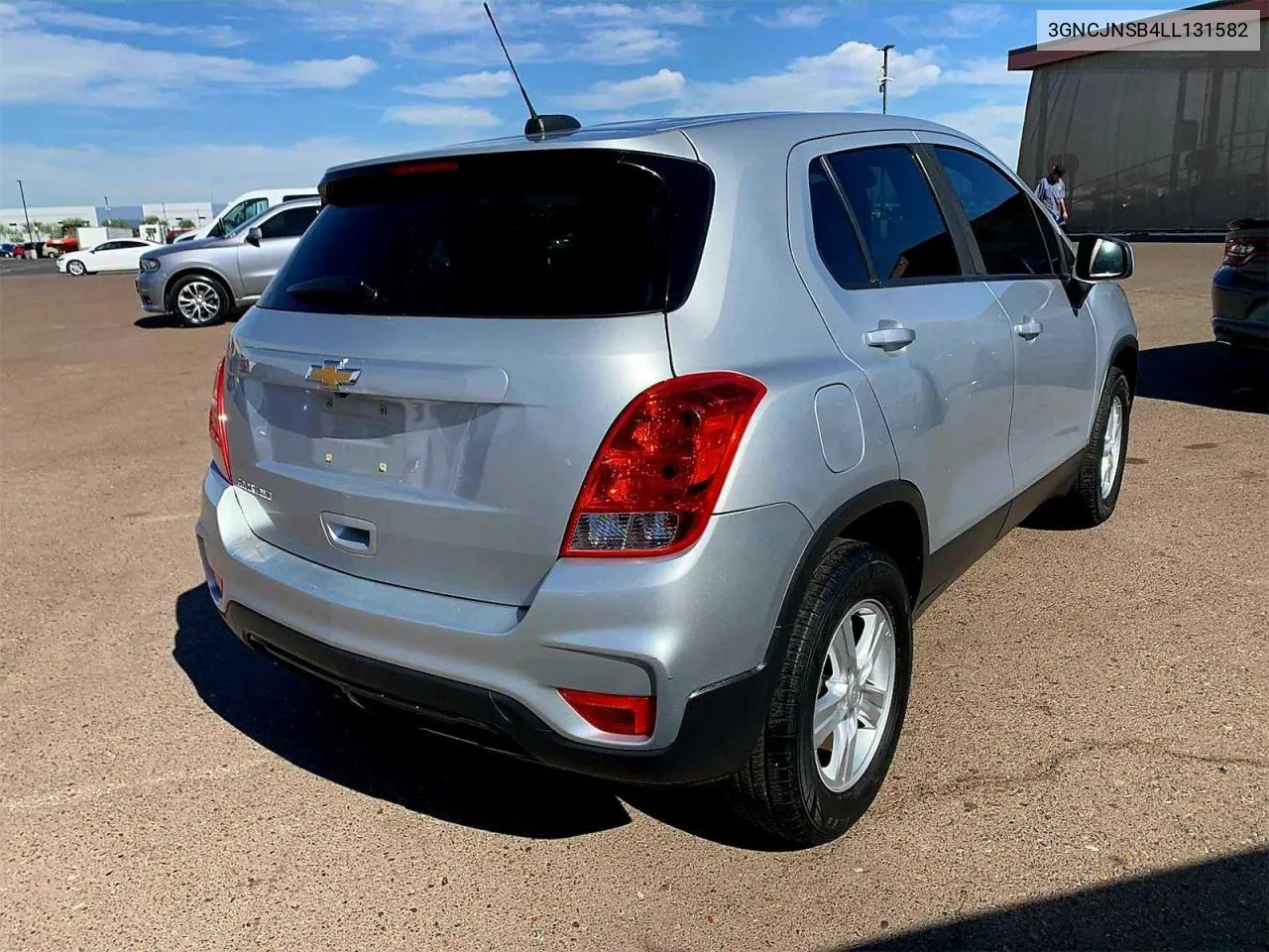 2020 Chevrolet Trax Ls VIN: 3GNCJNSB4LL131582 Lot: 81021634