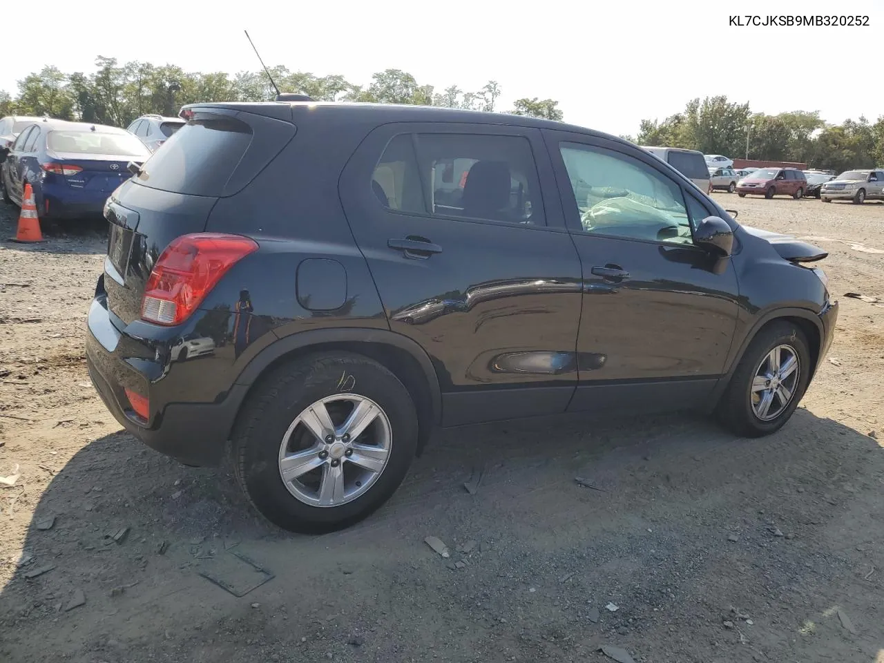 KL7CJKSB9MB320252 2021 Chevrolet Trax Ls