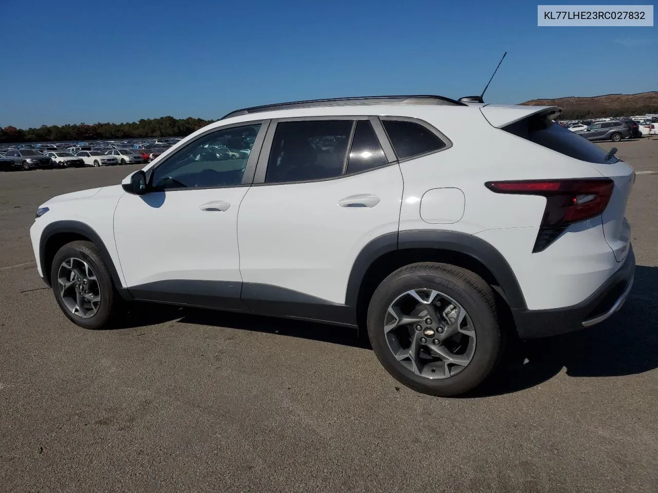 KL77LHE23RC027832 2024 Chevrolet Trax 1Lt