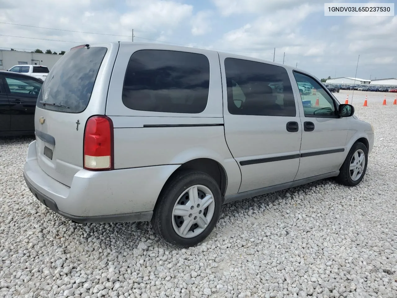 2005 Chevrolet Uplander VIN: 1GNDV03L65D237530 Lot: 58641174