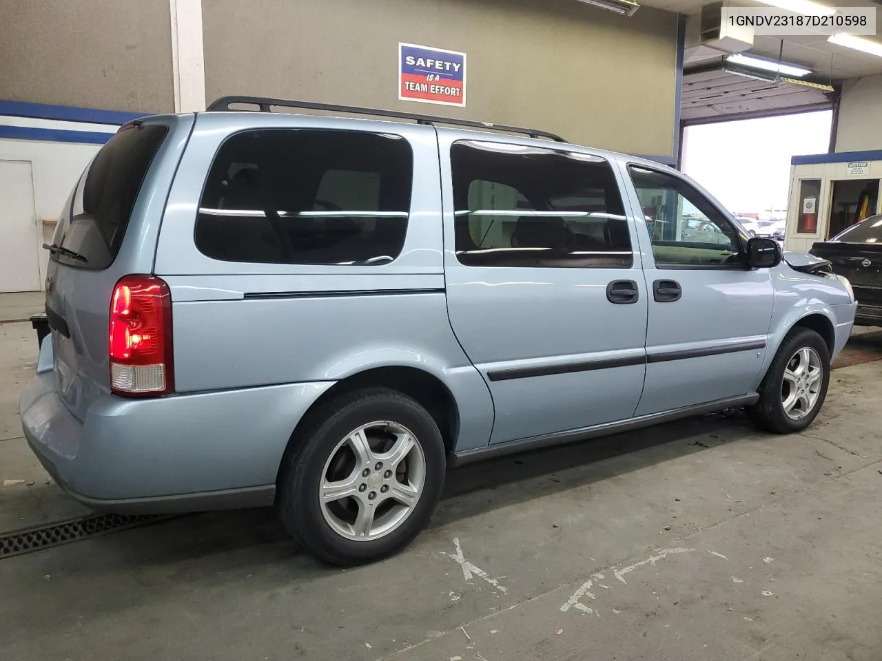 2007 Chevrolet Uplander Ls VIN: 1GNDV23187D210598 Lot: 78910964