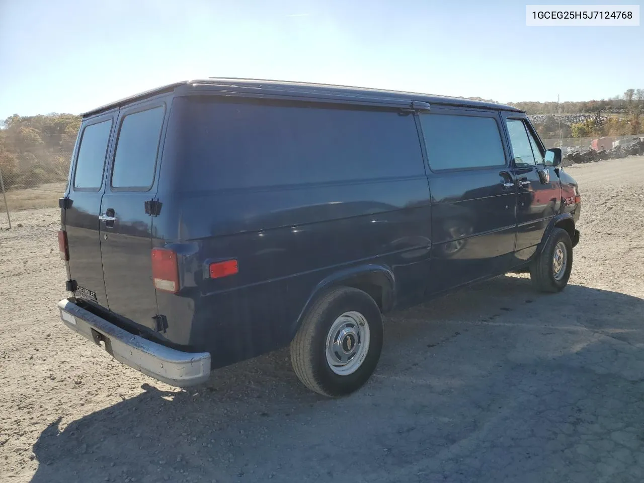 1988 Chevrolet G20 VIN: 1GCEG25H5J7124768 Lot: 76781664