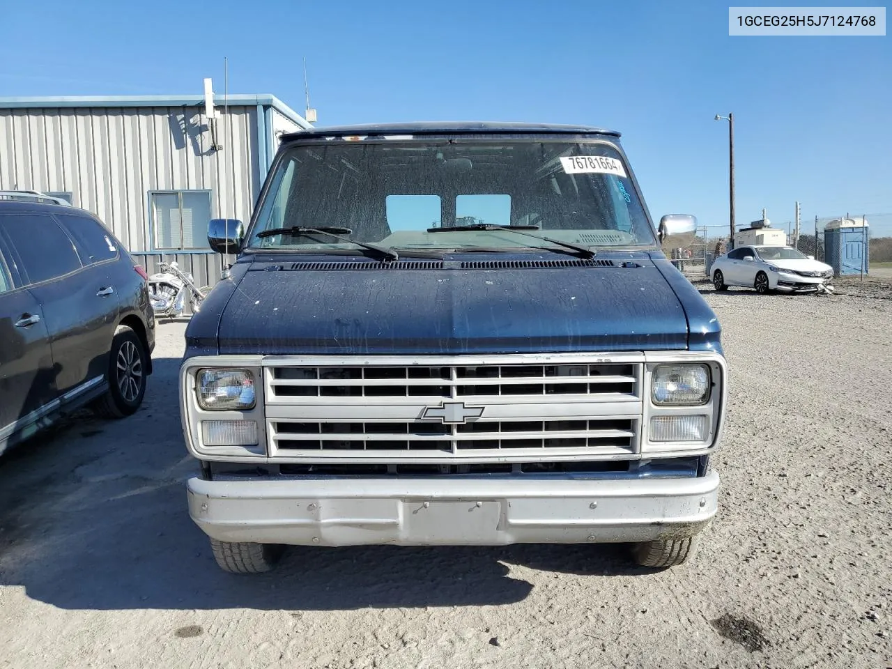 1988 Chevrolet G20 VIN: 1GCEG25H5J7124768 Lot: 76781664