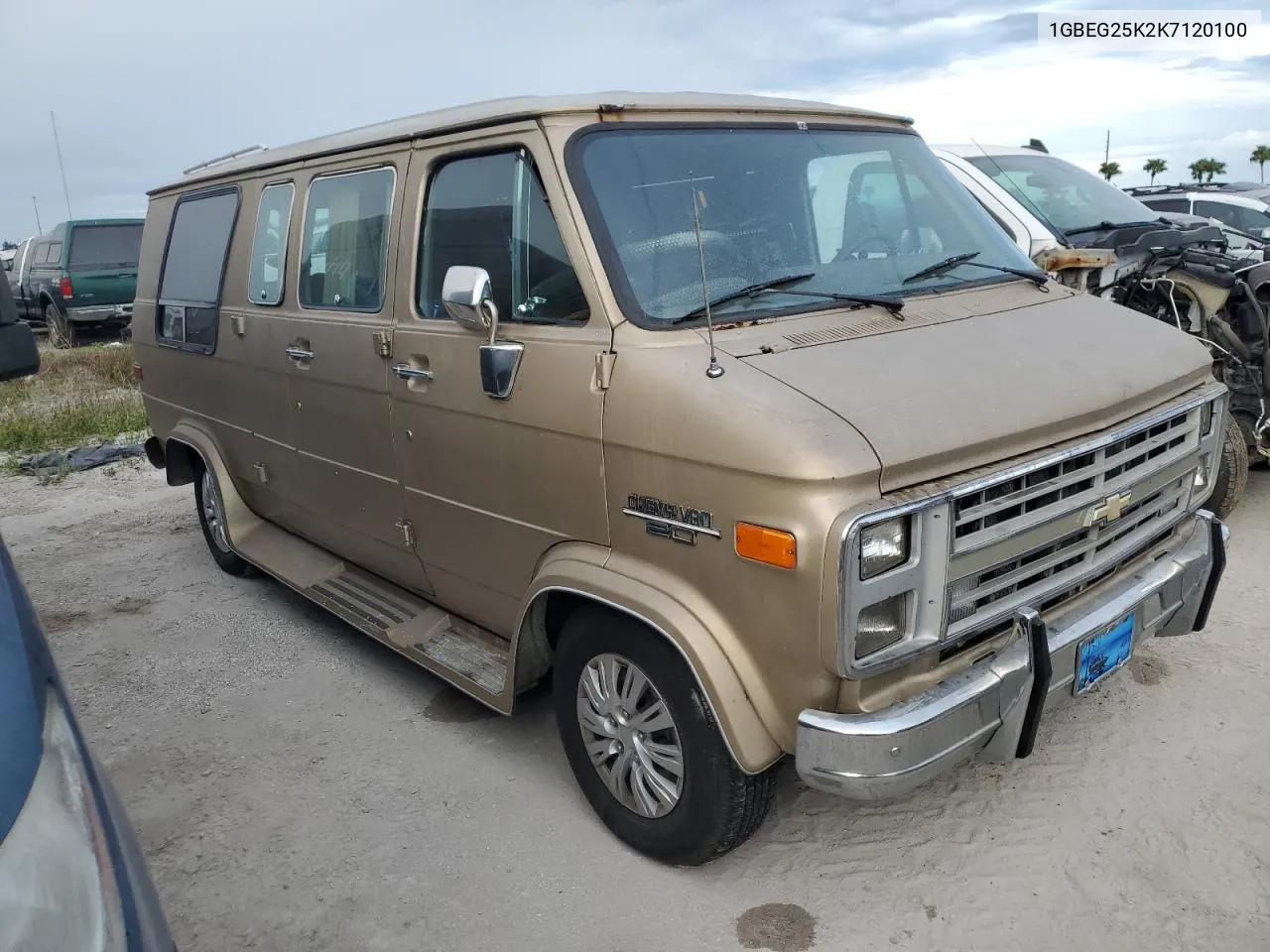 1989 Chevrolet G20 VIN: 1GBEG25K2K7120100 Lot: 75508934