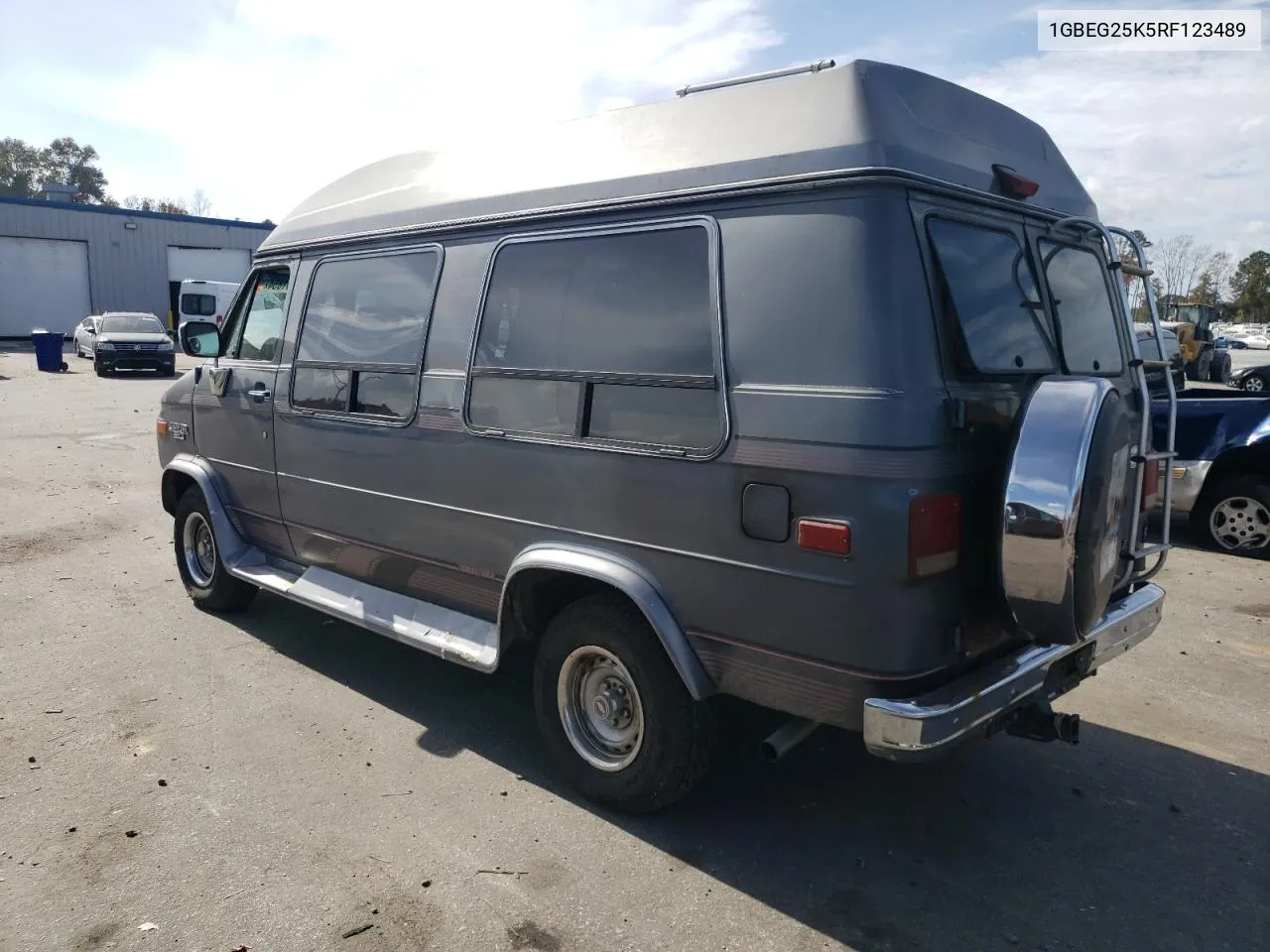 1994 Chevrolet G20 VIN: 1GBEG25K5RF123489 Lot: 79491854