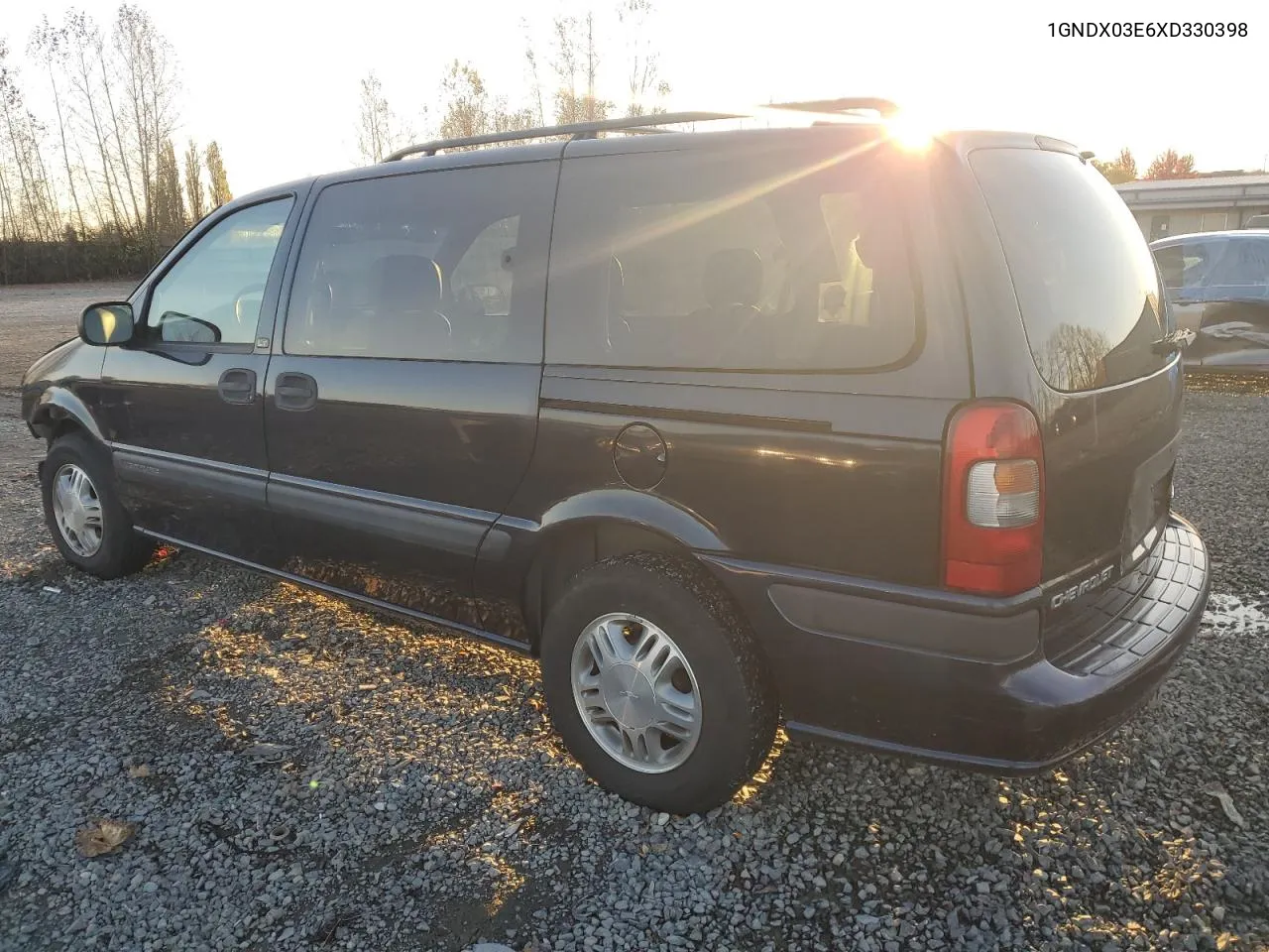 1999 Chevrolet Venture VIN: 1GNDX03E6XD330398 Lot: 77621004