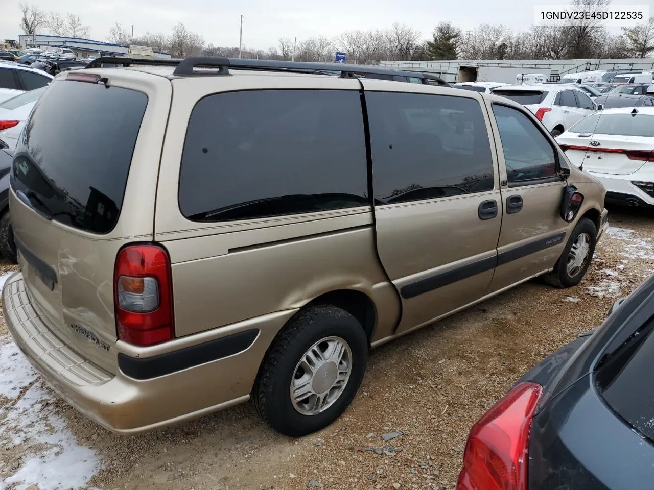 1GNDV23E45D122535 2005 Chevrolet Venture Ls