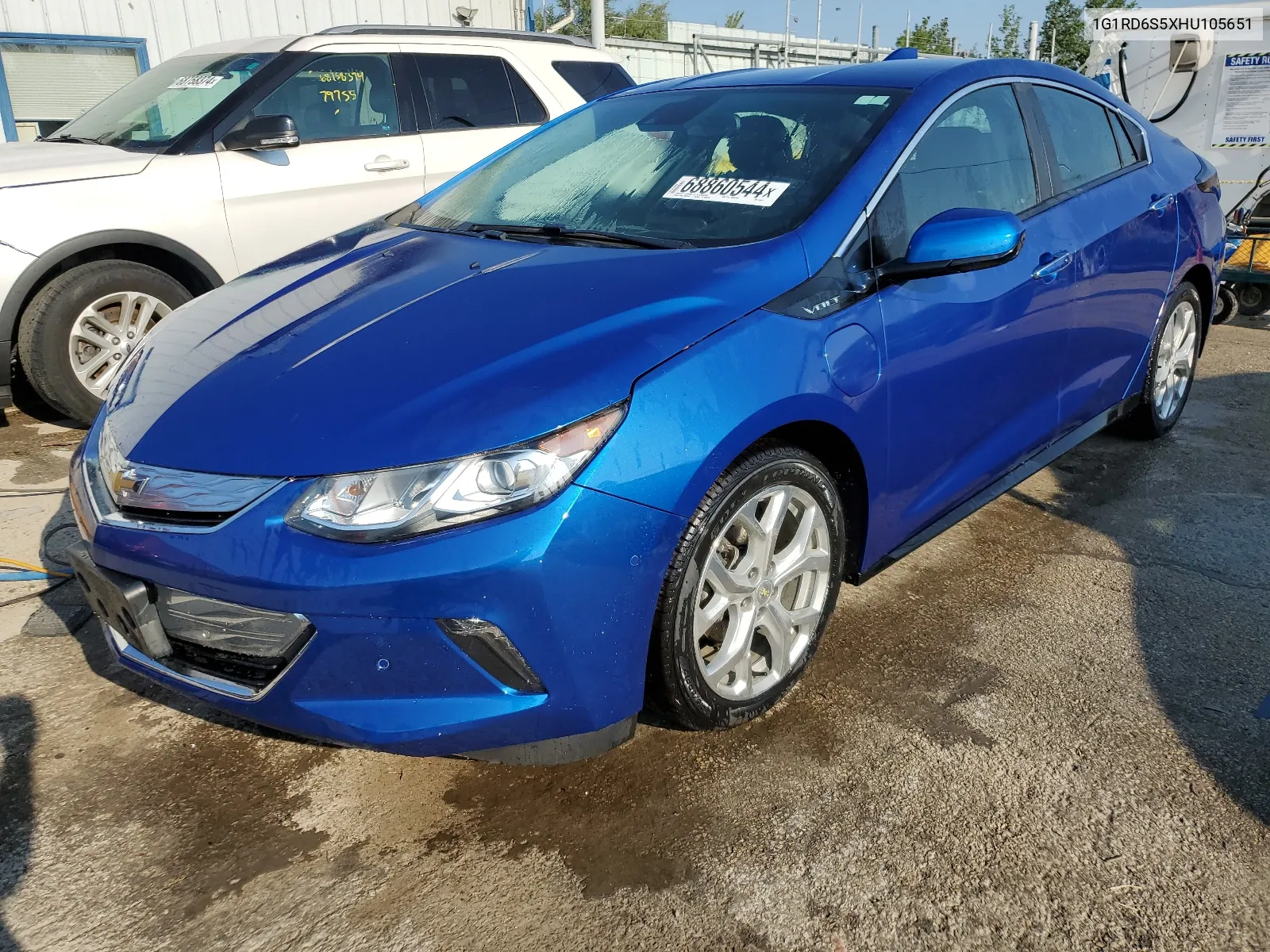 1G1RD6S5XHU105651 2017 Chevrolet Volt Premier