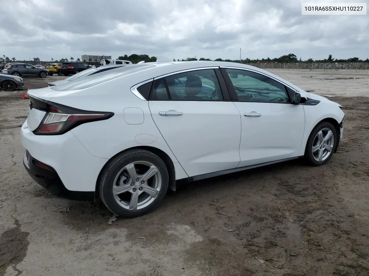 2017 Chevrolet Volt Lt VIN: 1G1RA6S5XHU110227 Lot: 75236584