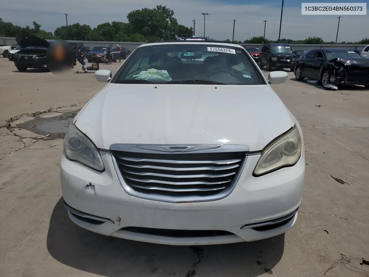 2011 Chrysler 200 Touring VIN: 1C3BC2EG4BN560373 Lot: 68557734