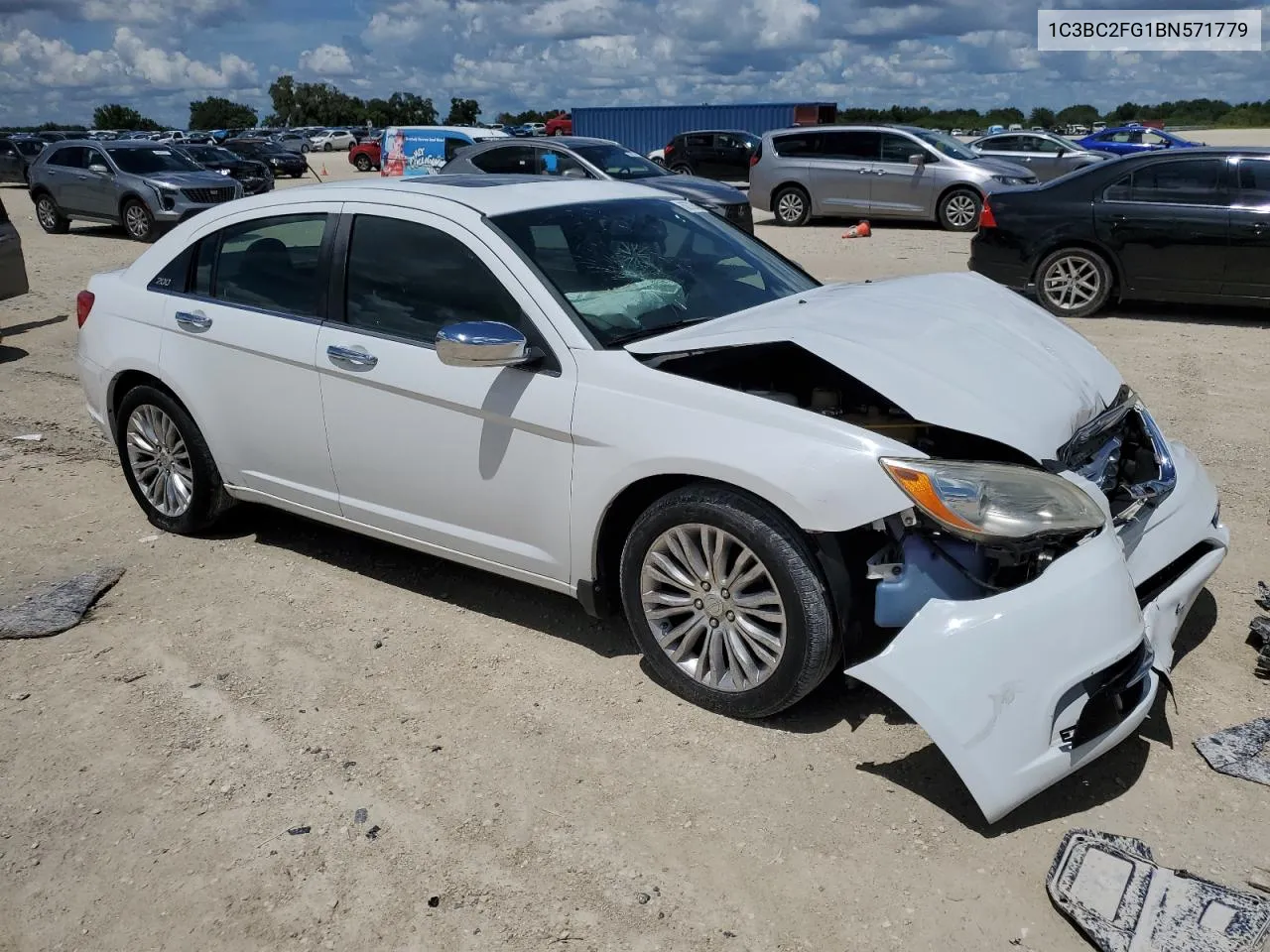 1C3BC2FG1BN571779 2011 Chrysler 200 Limited