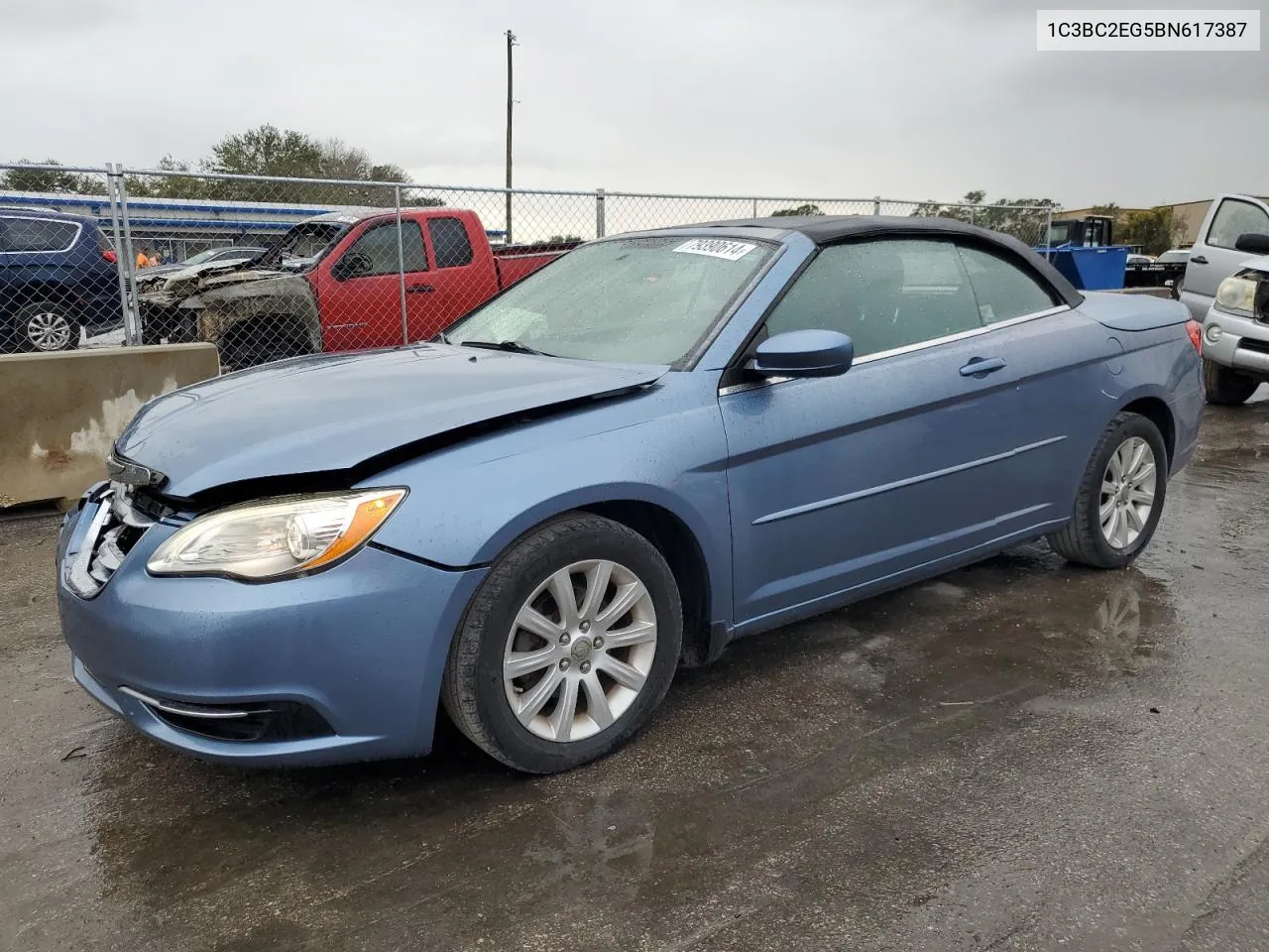 1C3BC2EG5BN617387 2011 Chrysler 200 Touring