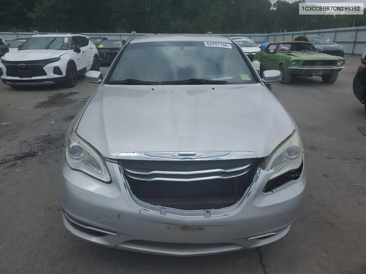 2012 Chrysler 200 Touring VIN: 1C3CCBBB7CN299352 Lot: 64707194