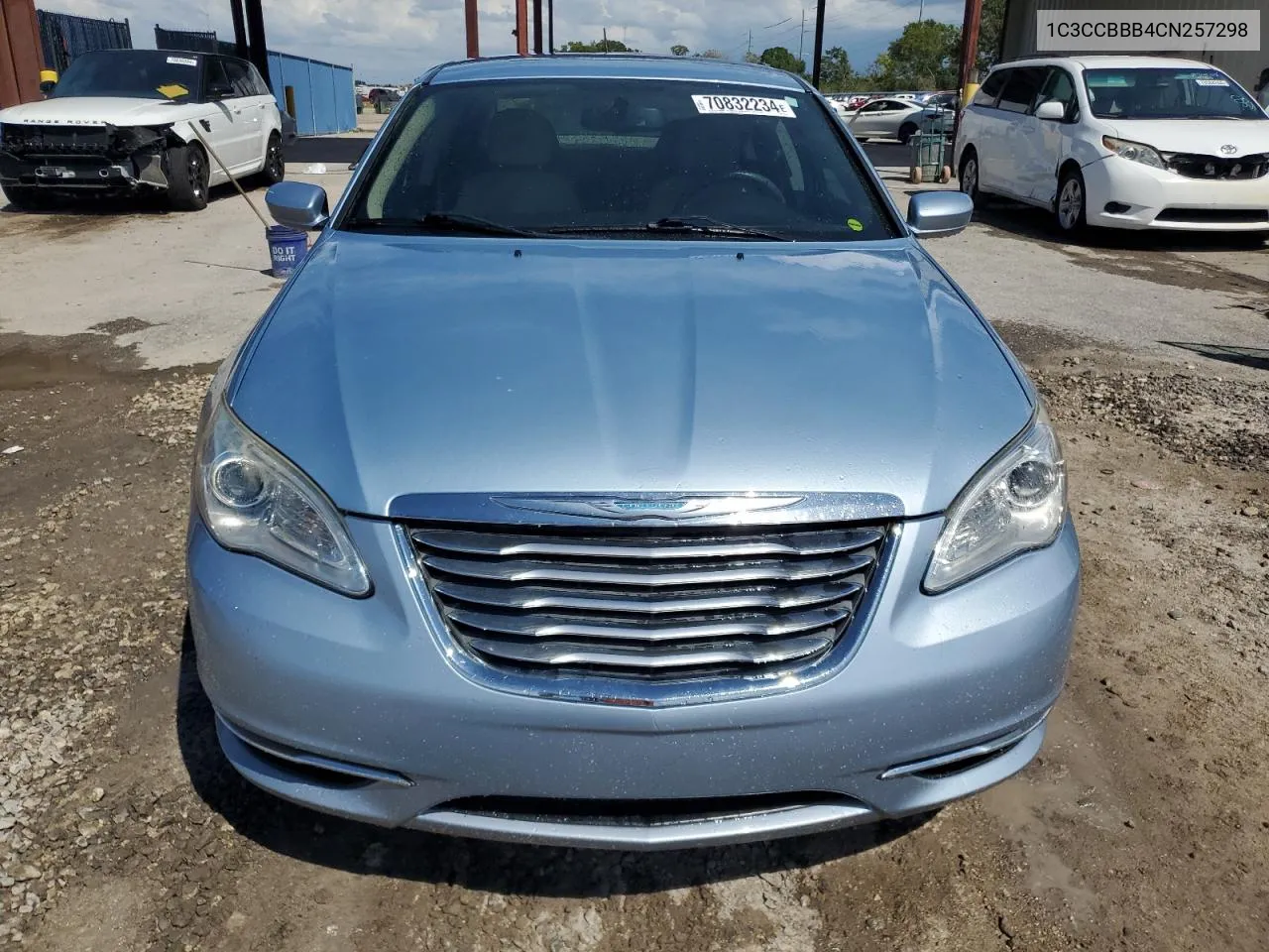 2012 Chrysler 200 Touring VIN: 1C3CCBBB4CN257298 Lot: 70832234