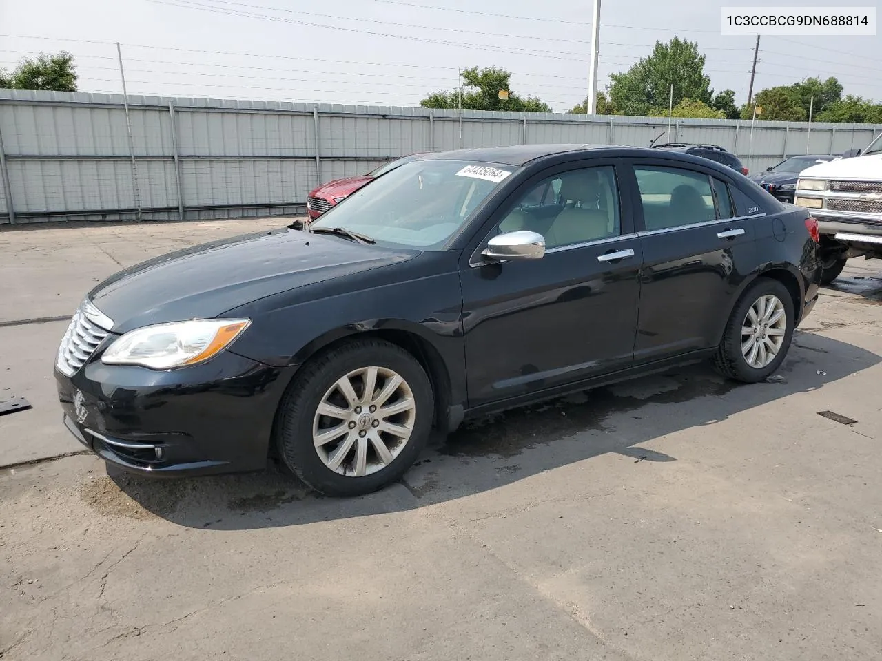 2013 Chrysler 200 Limited VIN: 1C3CCBCG9DN688814 Lot: 64435064